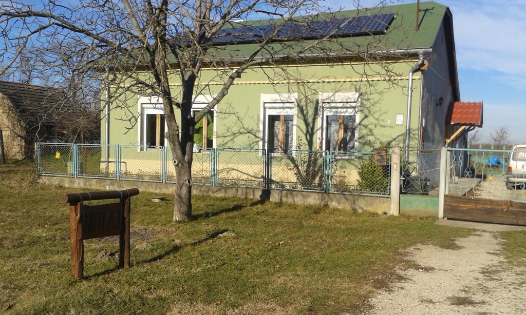 Nicoláj Vendégház és Tanya Dég Exterior foto